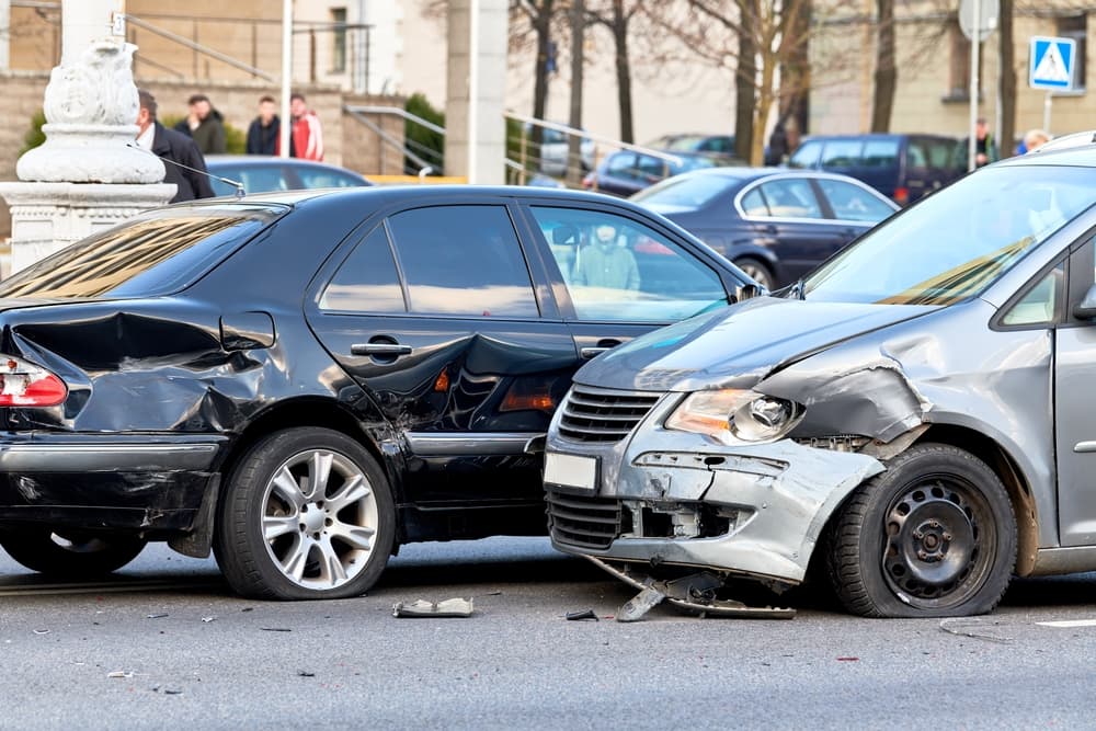 When to Hire an Attorney after a Car Accident
